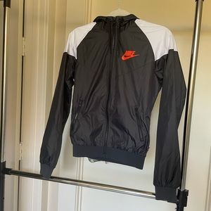 nike windbreaker jacket